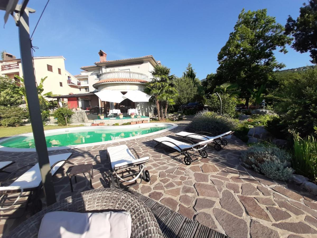 B&B Eva Ičići Екстериор снимка