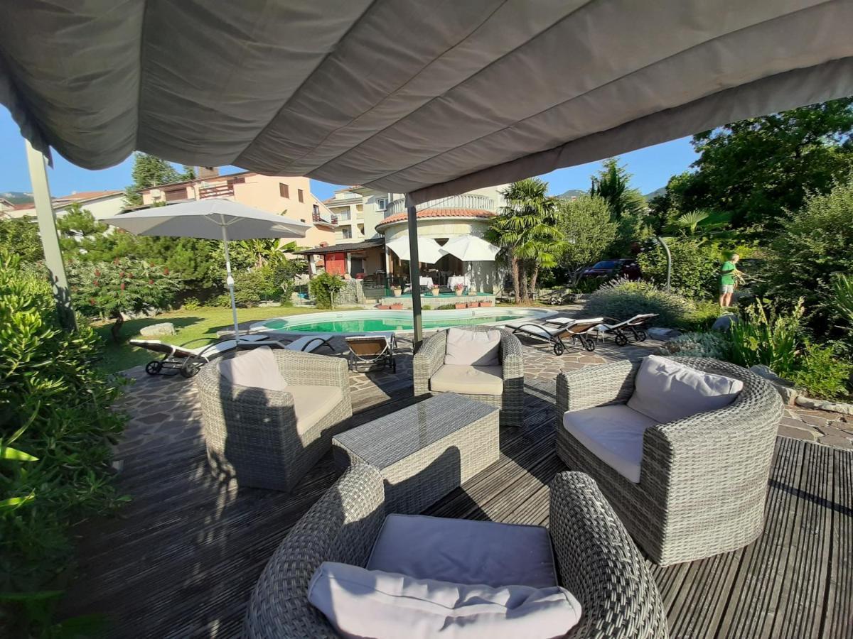 B&B Eva Ičići Екстериор снимка