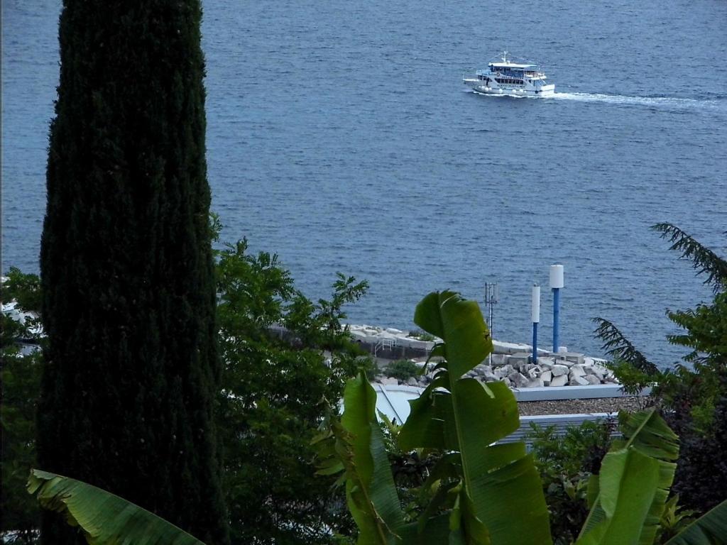 B&B Eva Ičići Екстериор снимка